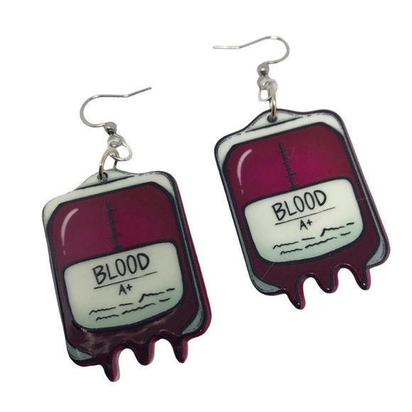 Blood Bag Acrylic Earrings horror goth gothic new - Picture 1 of 3